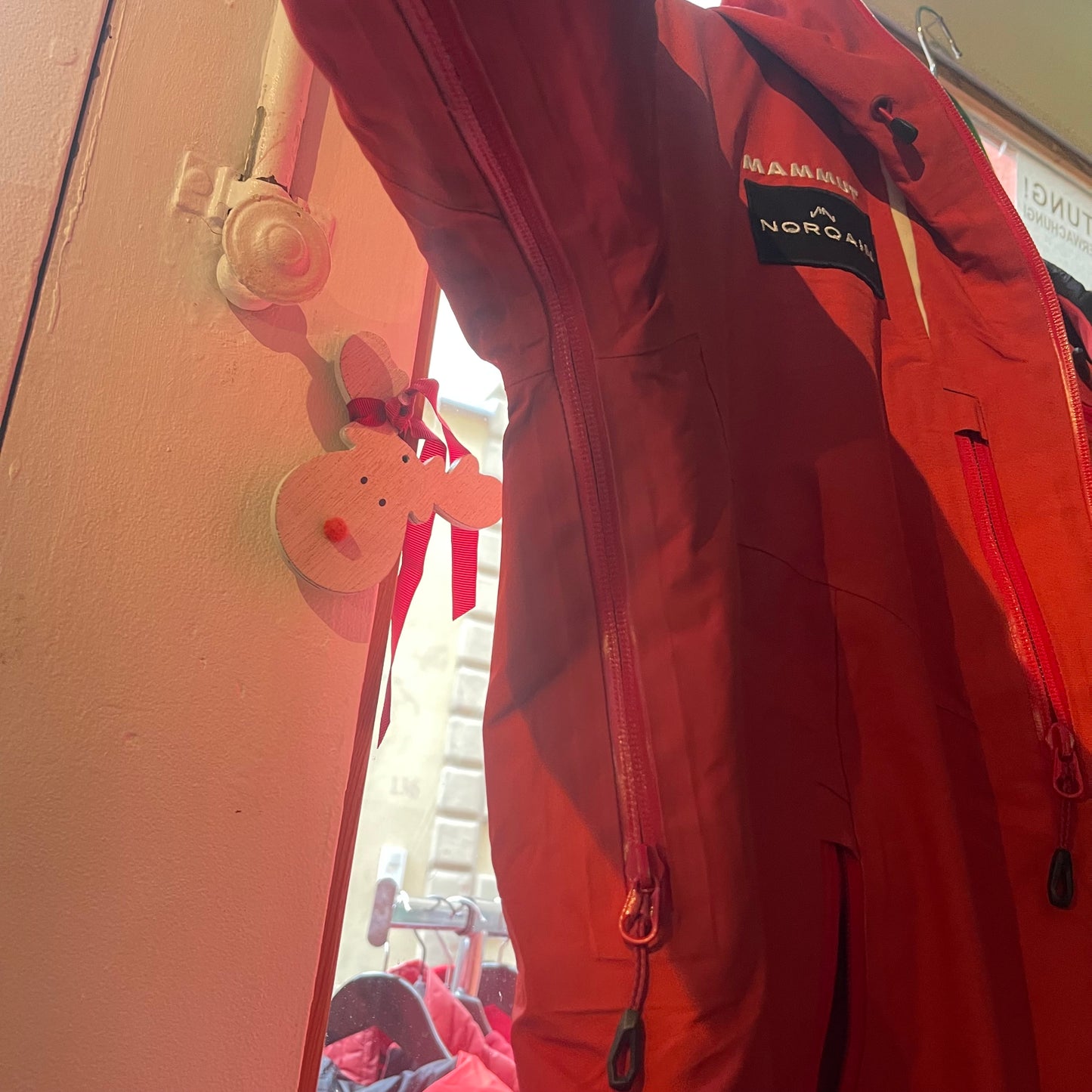 Ski Anzug von Mammut ( M ) Goretex Jacke Hose warm gefüttert rot