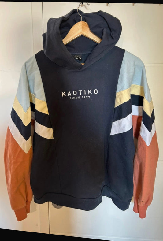 Hoodie von Kaotiko (in Größe M) bunt marineblau