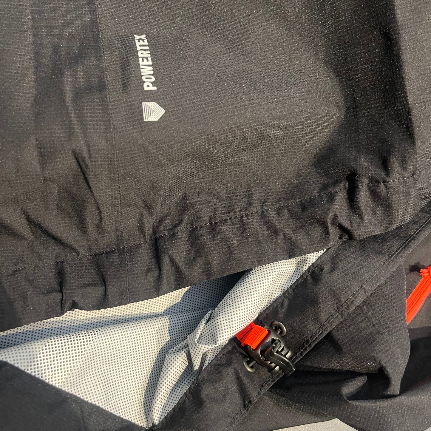 Regen Jacke von Salewa (L Damen) Hardshell schwarz