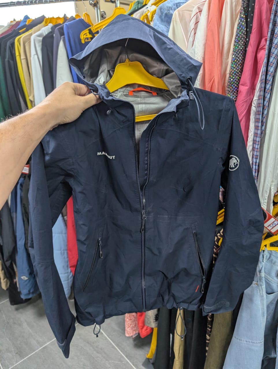 Regen Jacke von Mammut (XS / S Damen) GoreTex Membran dunkelblau