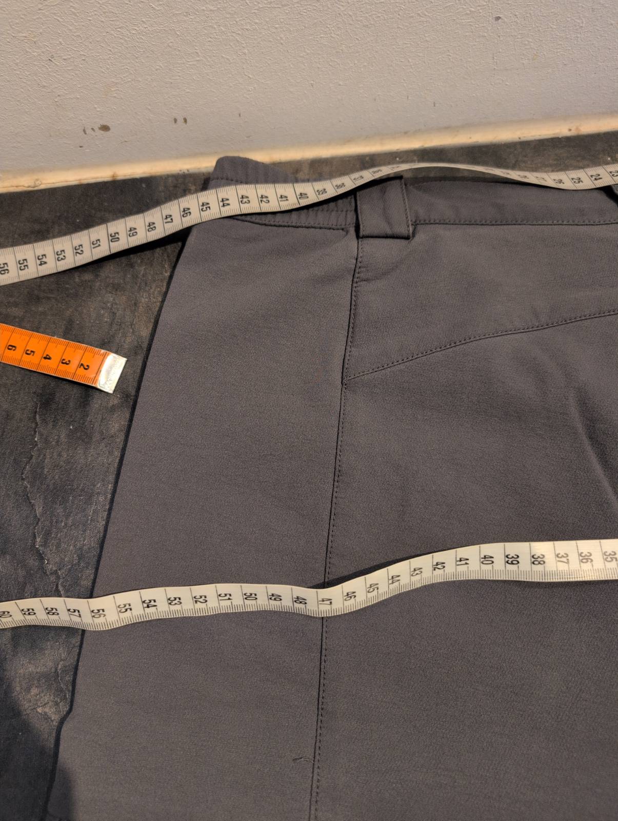 Softshell Hose von Odlo (XL Herren) Tourenhose grau - wanderlich.com