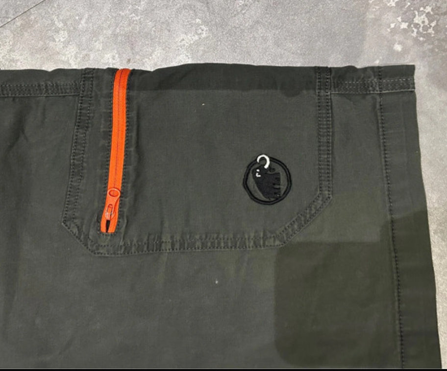 Kurze Kletterhose von Mammut (L-XL Herren) Shorts Baumwolle dunkelgrau