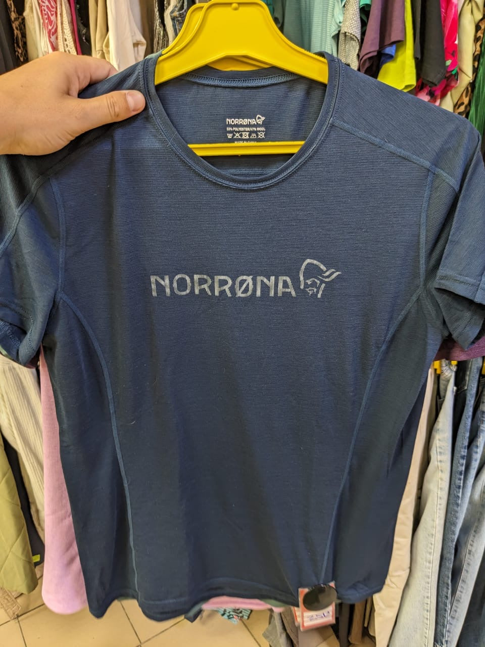 Wolle T-Shirt von Norrona (Damen L) Indigo / Türkis / Lila