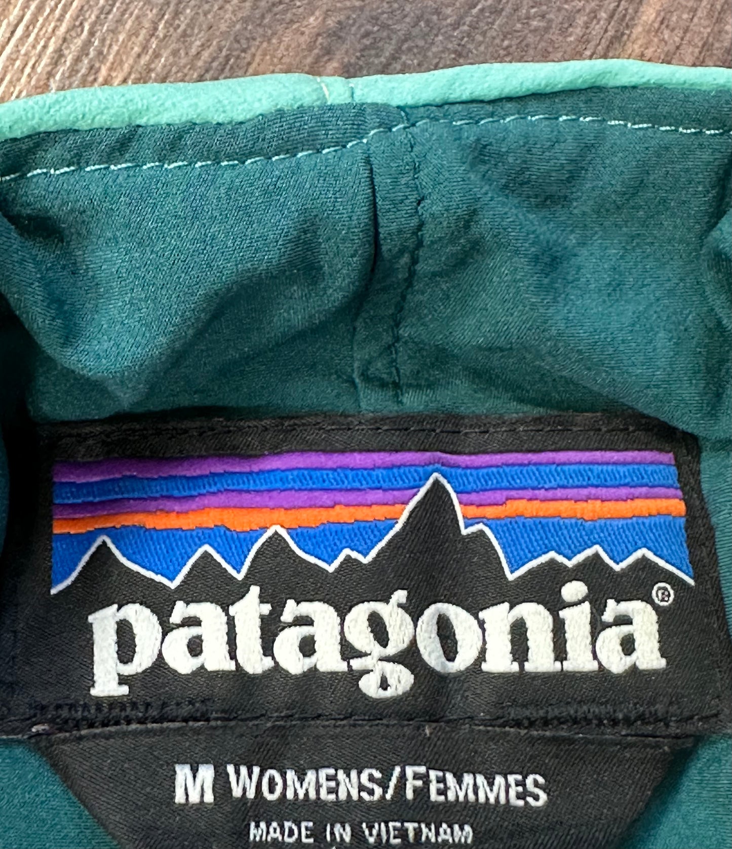 Nano Air Jacke von Patagonia (M Damen) türkis blau