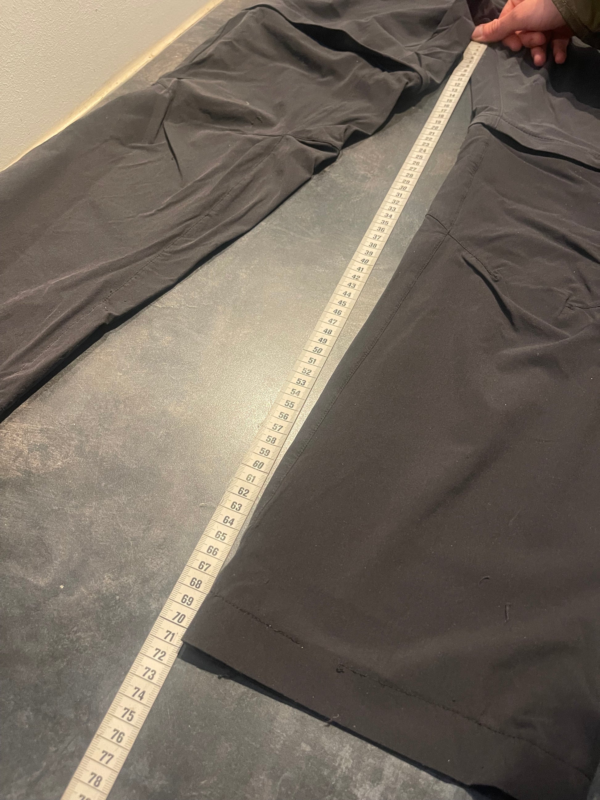 2in1 Trekking Hose von Salomon (L Herren) Zip Off schwarz - wanderlich.com