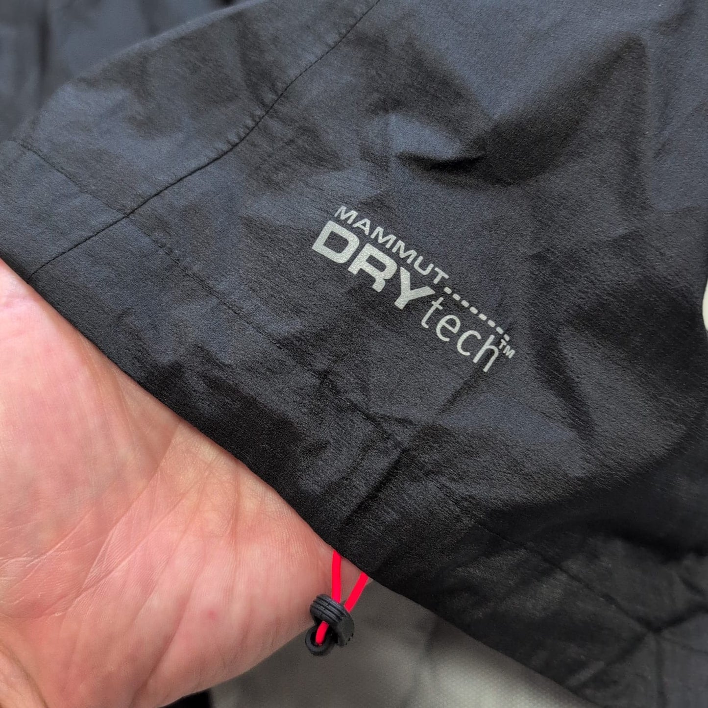 2L Regen Jacke von Mammut (S Damen) Dry-Tech schwarz