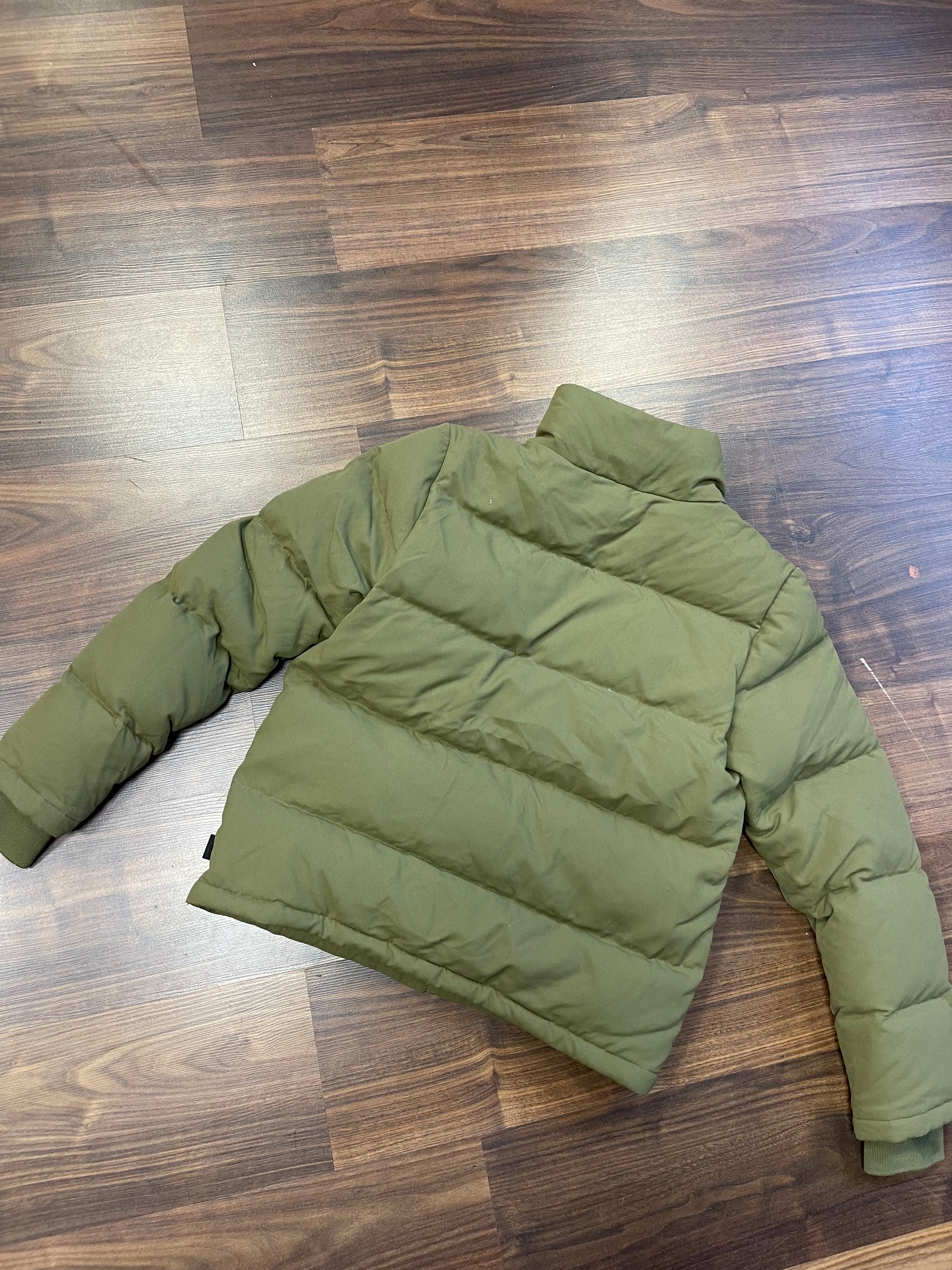 Daunen Puff Jacke Patagonia (M Damen) khaki - wanderlich.com