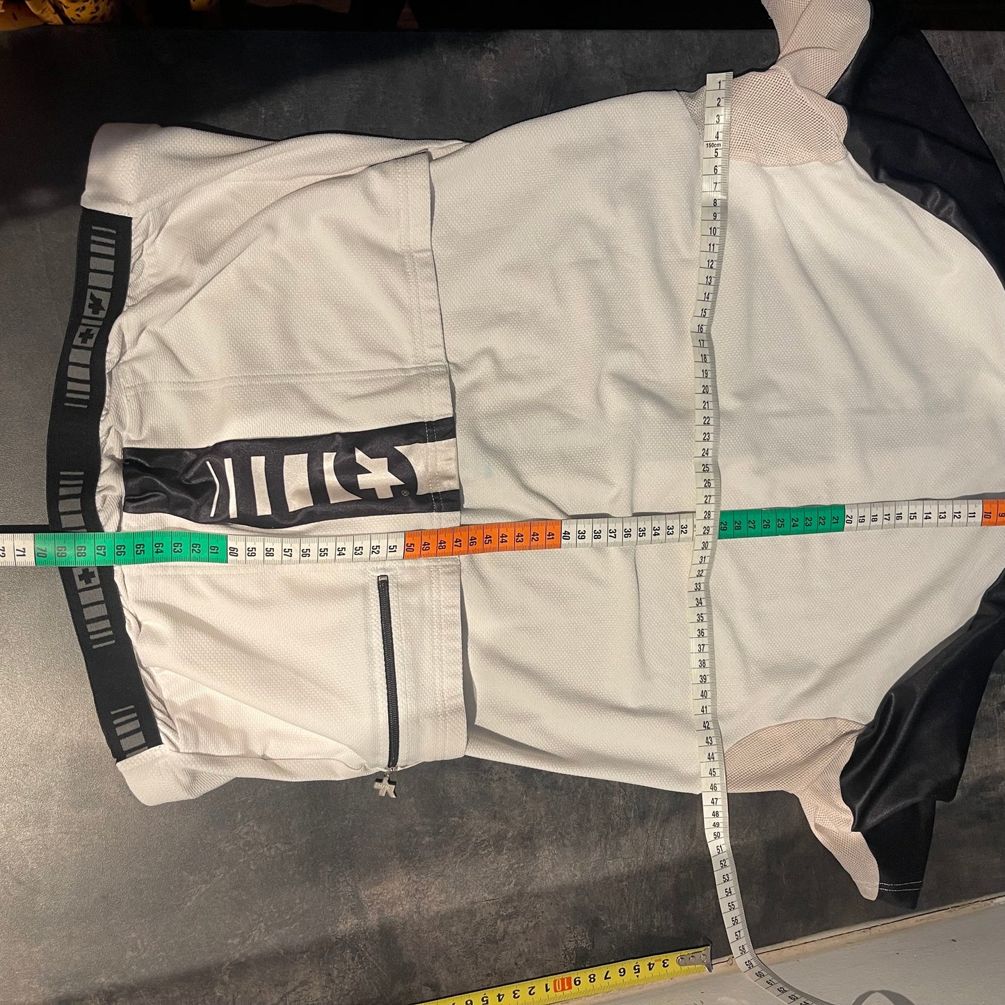 Full Zip Radtrikot von Assos (Damen M) Kurzarm weiß