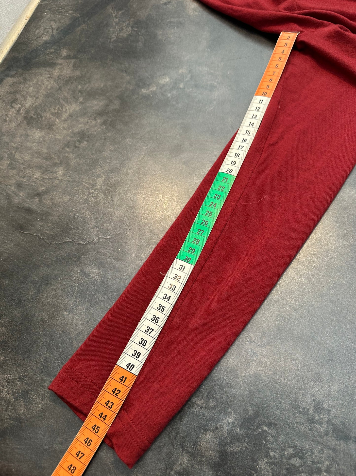 Longsleeve von Maloja (L Damen) 30% Wolle bordeaux - wanderlich.com