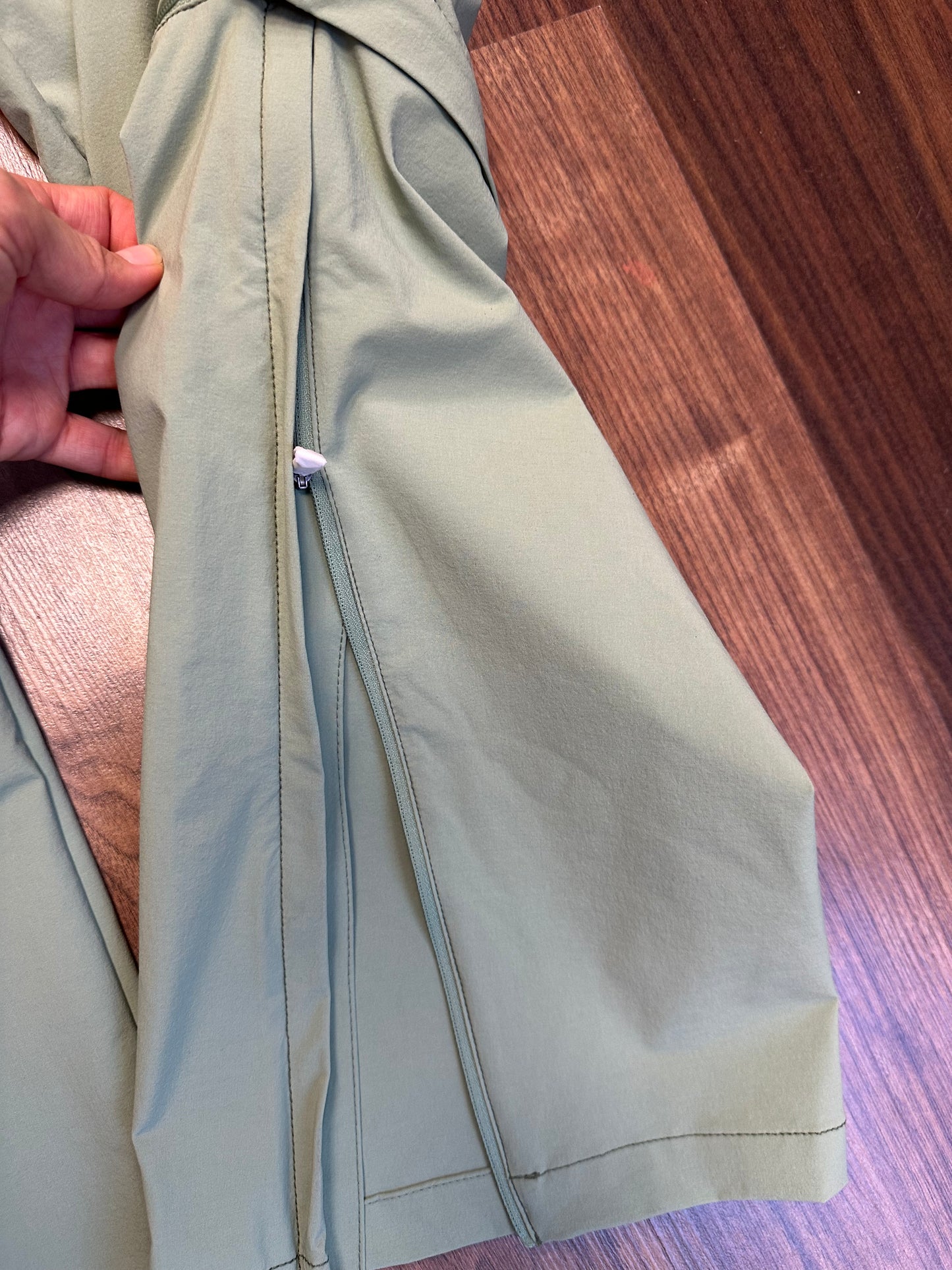 Zip Off Trekking Hose Vaude 2 in 1 ( L bis XL Damen) hell grün