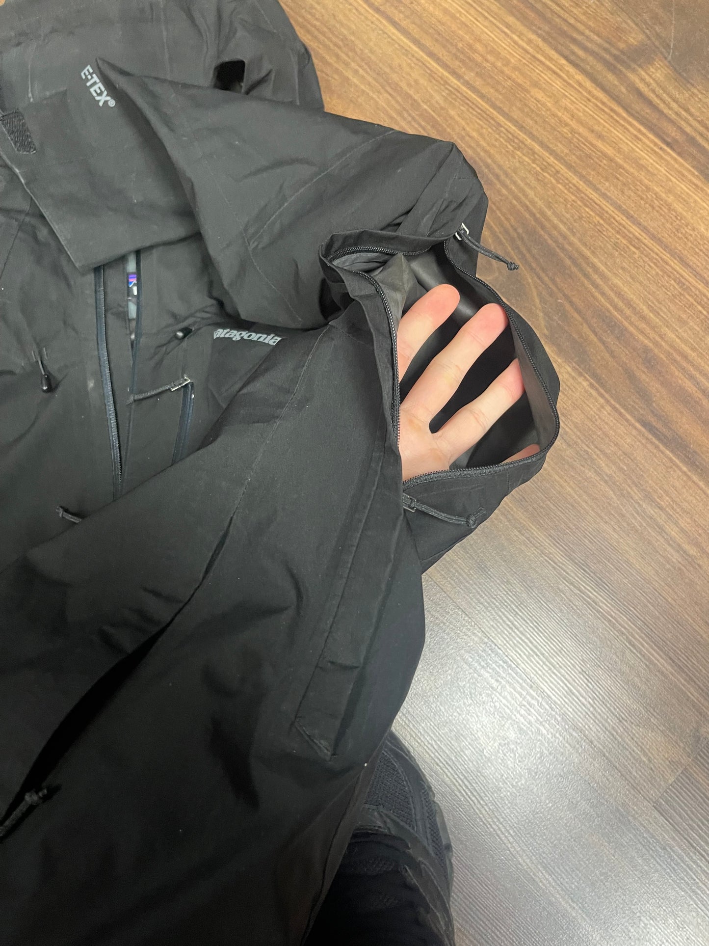 Hardshell Patagonia Jacke (M Herren) Goretex schwarz