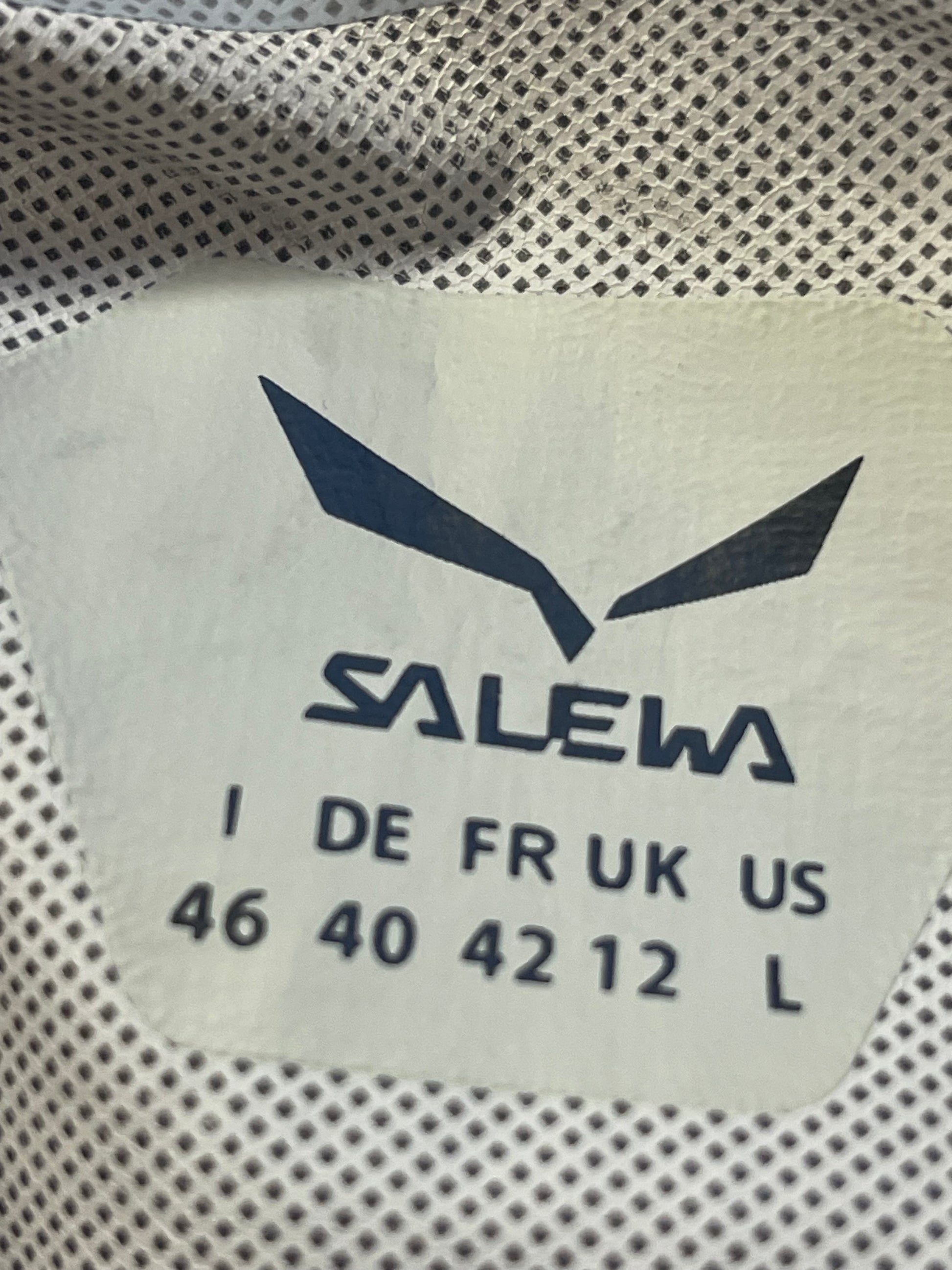 Regen Jacke von Salewa (L Damen) wasserdicht hellbeige / creme - wanderlich.com