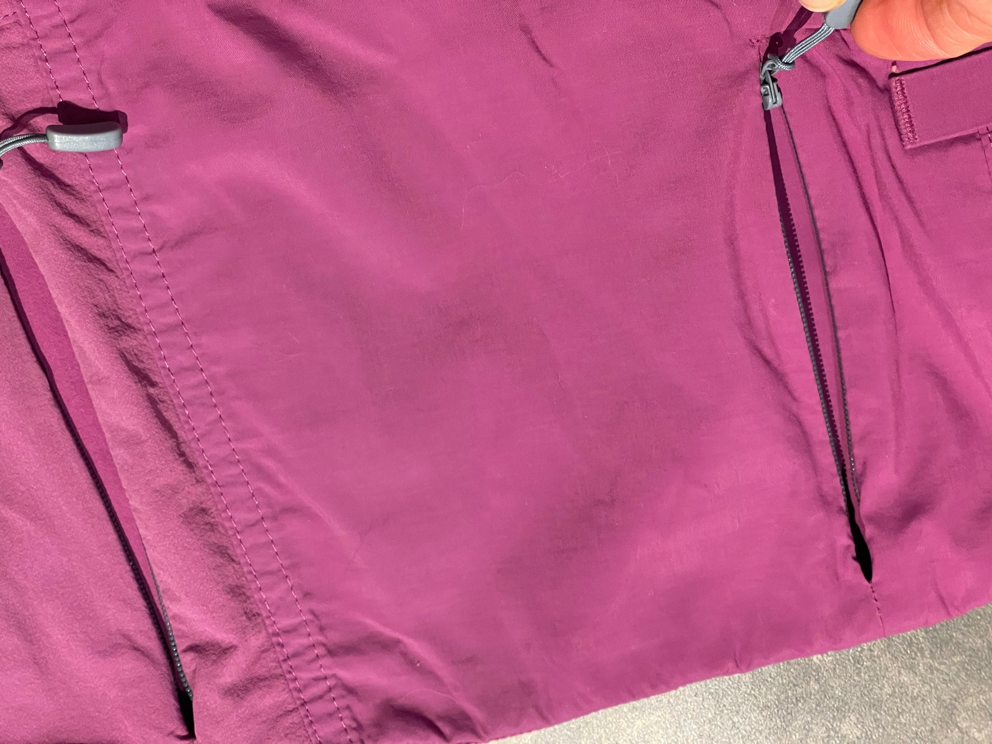 Leichte Trekking Hose von Norrøna (XS Damen) Purple Rain - wanderlich.com
