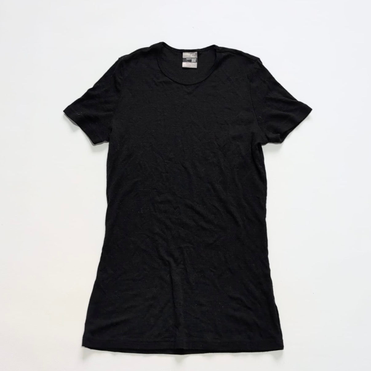 T-Shirt von Icebreaker Merino 200 (M Damen) Baselayer schwarz - wanderlich.com