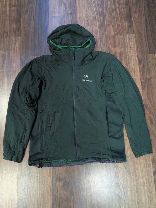Jacke von Arcteryx Atom LT Hoody (L Herren) dunkel grün