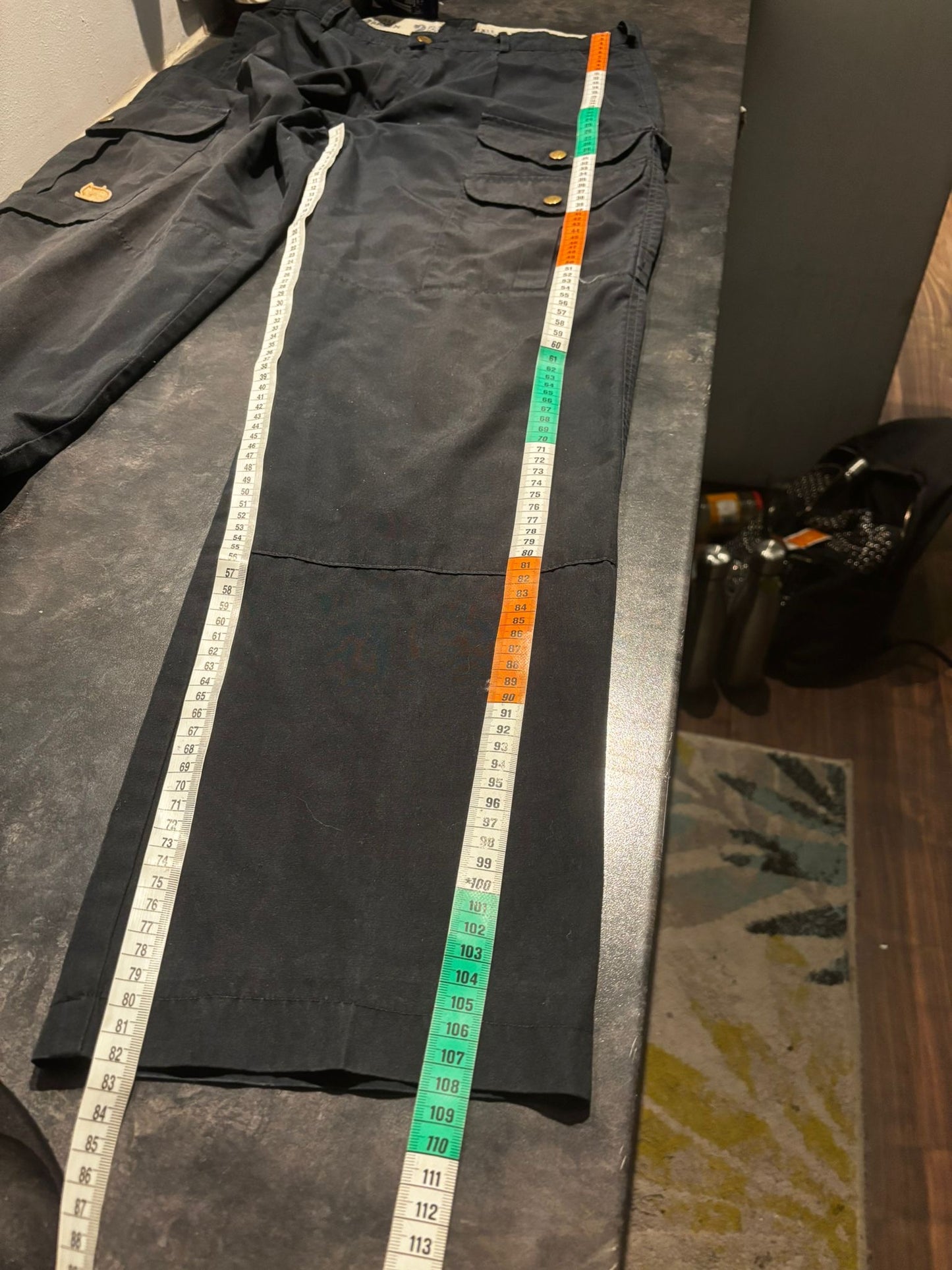 Robuste Hose von Fjällräven (L Herren) Greenland schwarz - wanderlich.com