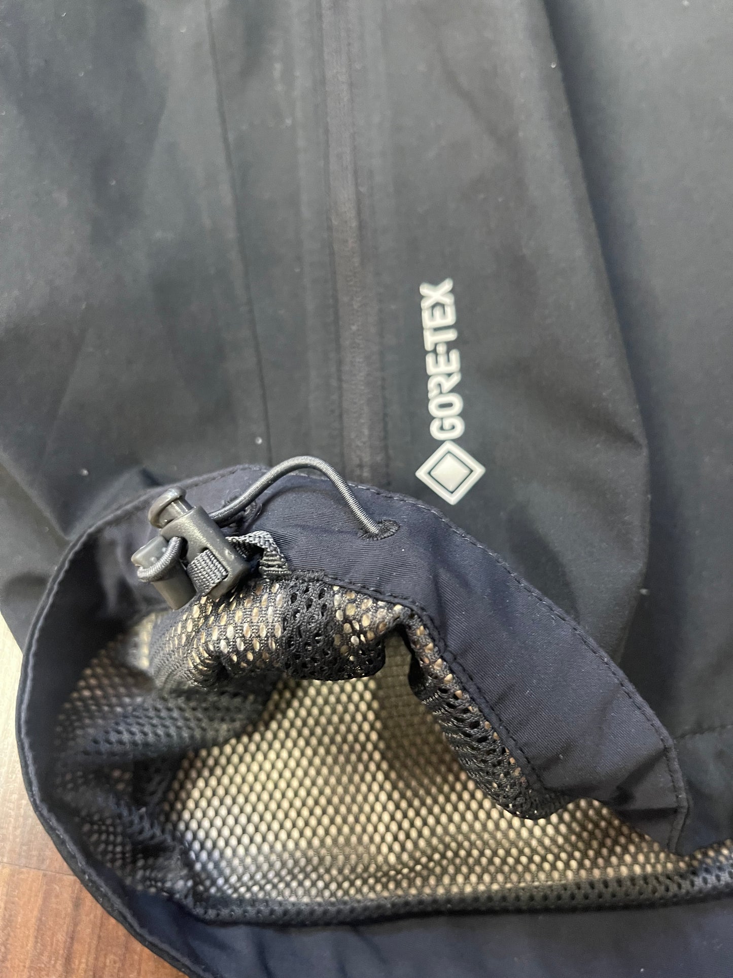 Hardshell Jacke von Haglöfs (L Damen) Goretex schwarz