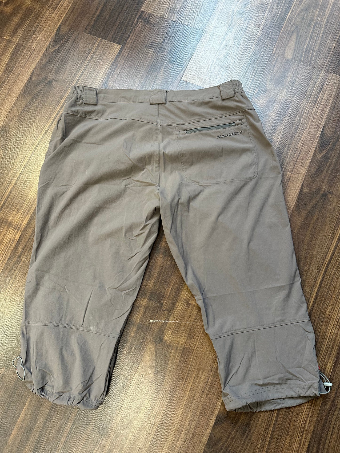 2/3 Capri Shorts von Mammut (Herren XL: 52) Wanderhose grau beige