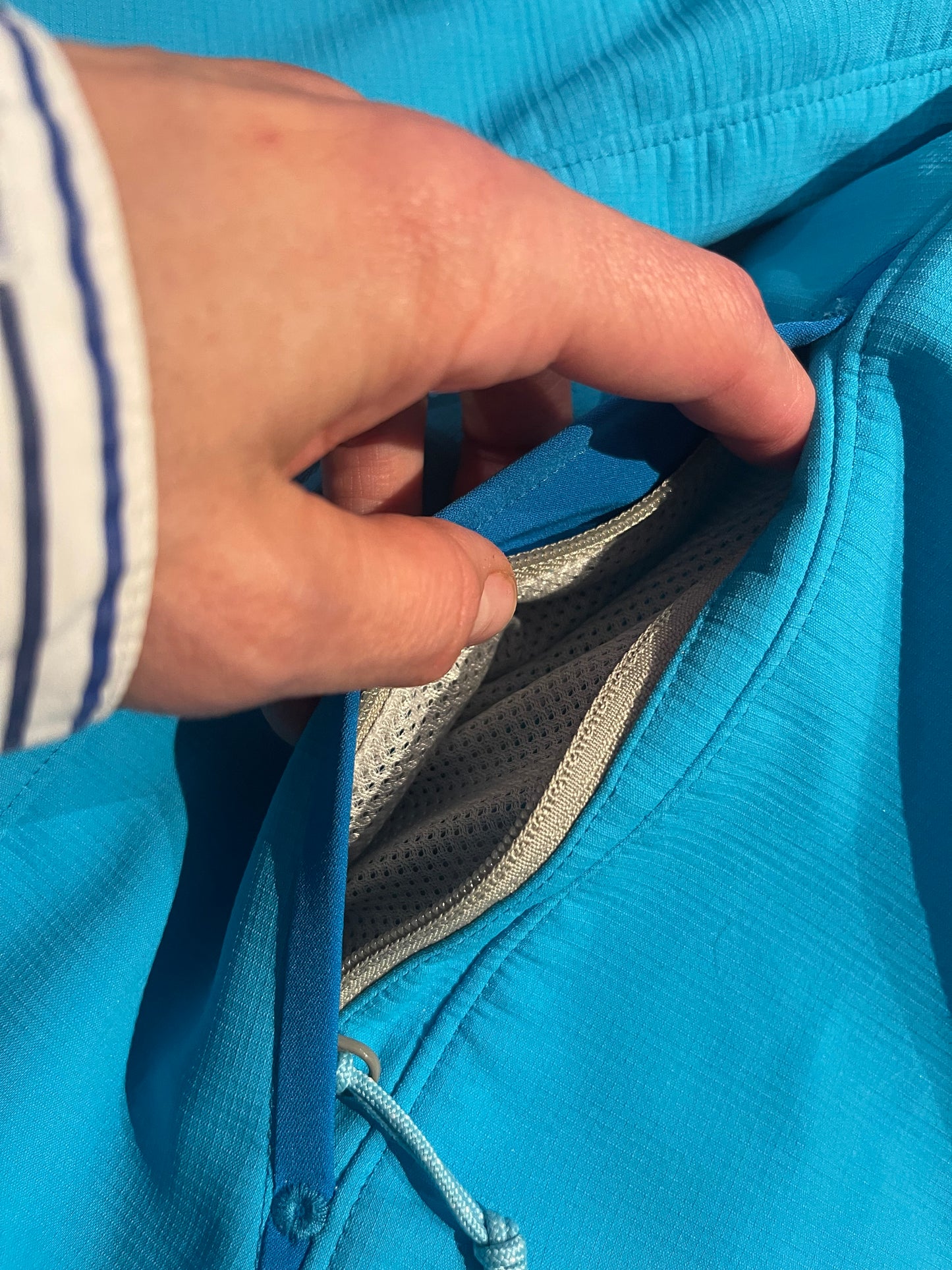 2-lagige Jacke von Arcteryx (M Damen) blau - wanderlich.com
