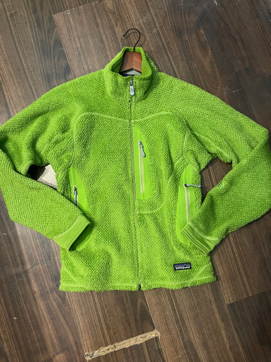 Patagonia Fleece Jacke R1® (XS Damen) Pile Optik grün - wanderlich.com