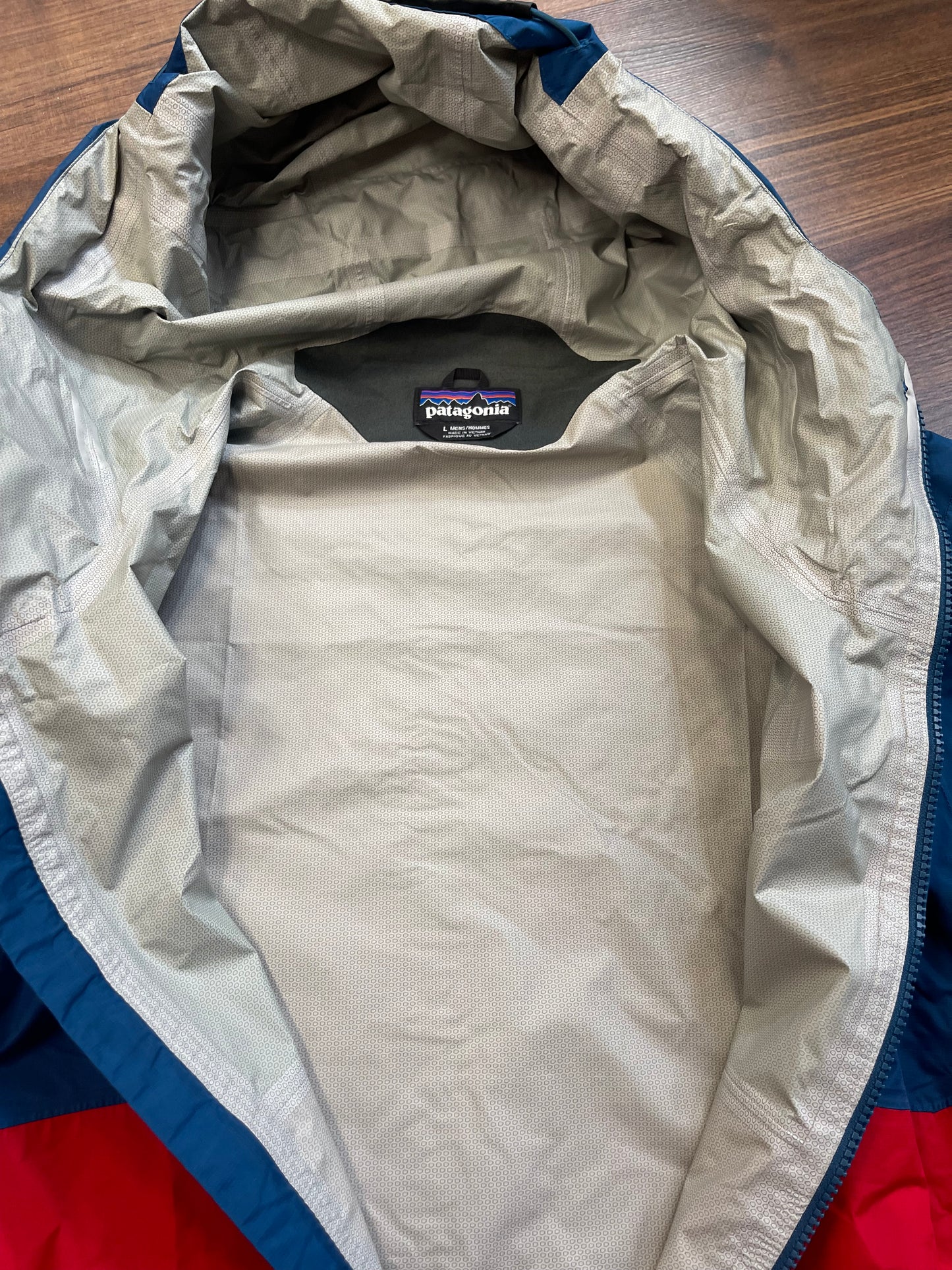 Regen Jacke von Patagonia (L Herren) Hardshell rot blau