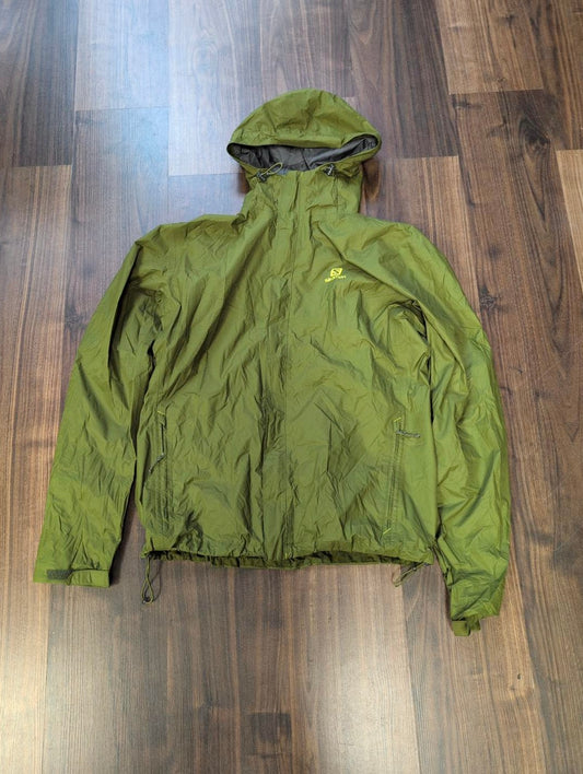 Regen Jacke von Salomon (L Herren) grün mit wasserdichter Membrane - wanderlich.com