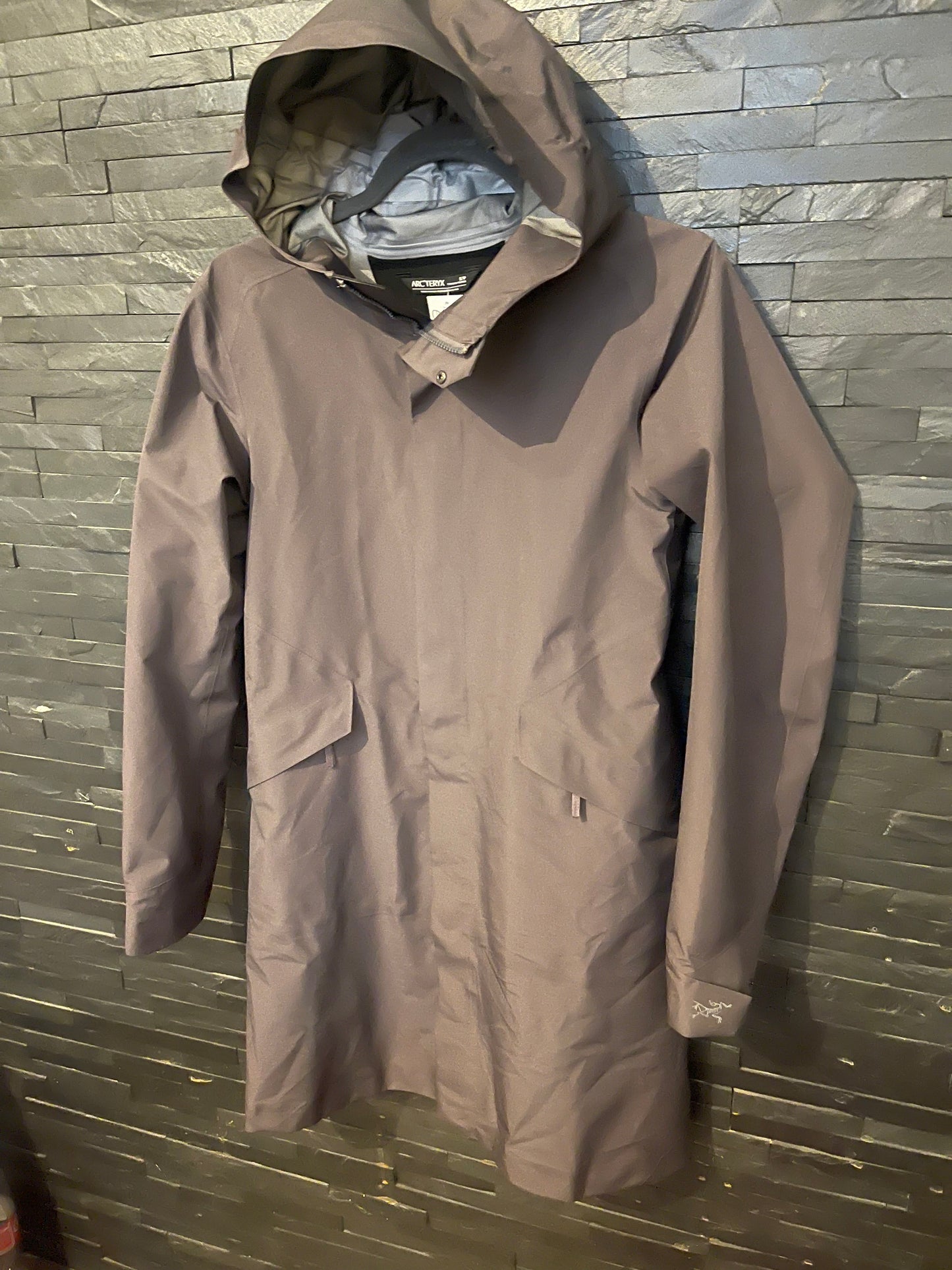 Arcteryx Regenmantel 3L Hardshell Parka (S Damen) grau
