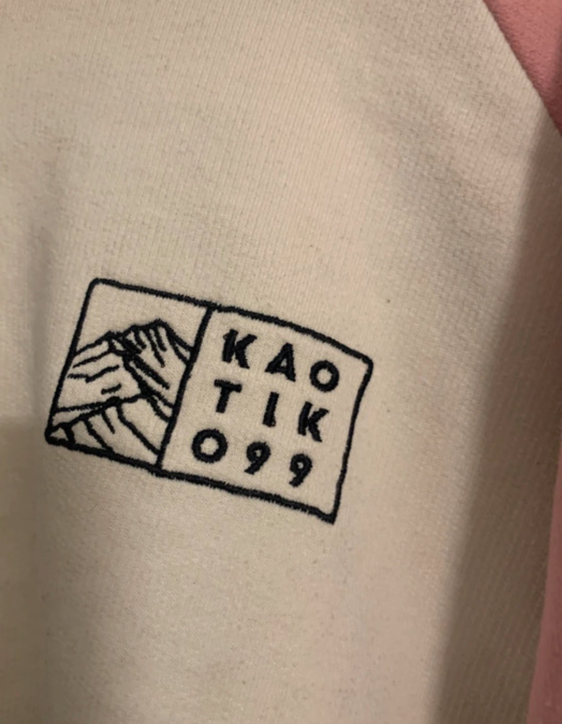 Pullover von Kaotiko (L Damen) Sweatshirt cremeweiß schwarz rosa grün
