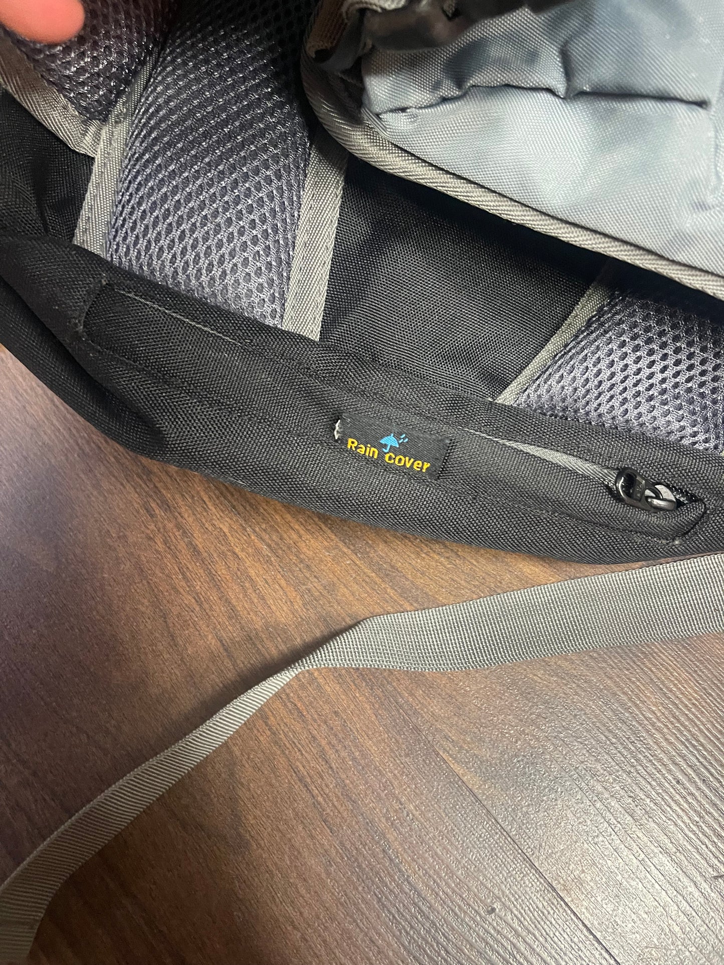 Trekking Rucksack von Loowoko 45+5 Liter khaki grau