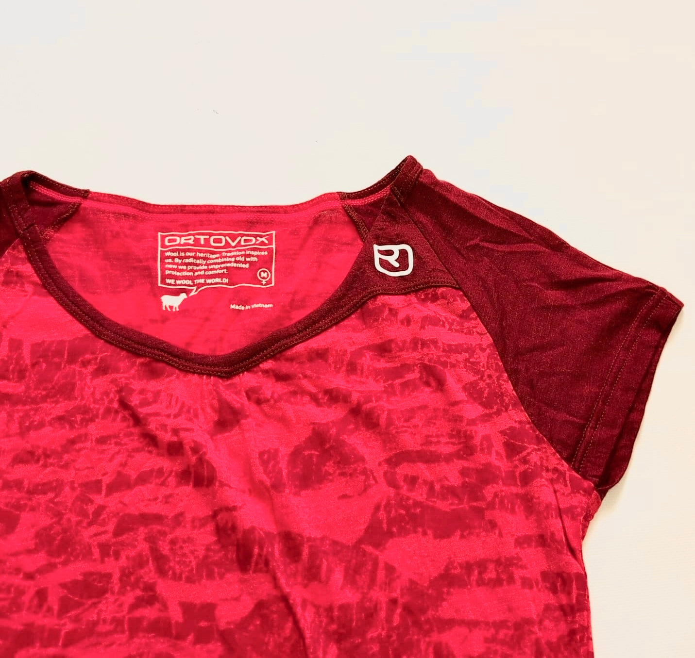 Merino T-Shirt Ortovox (Damen M) rot mit Print