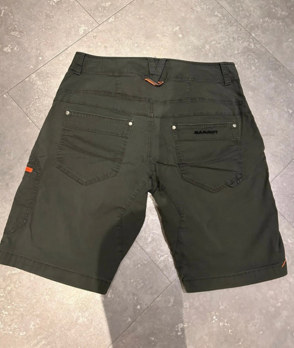 Kurze Kletterhose von Mammut (L-XL Herren) Shorts Baumwolle dunkelgrau