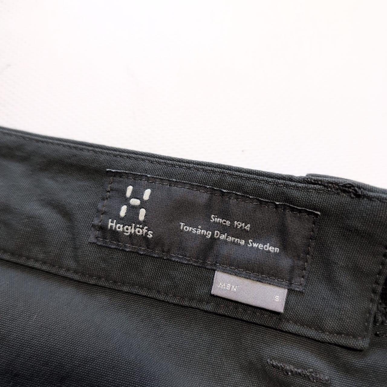 Trekking Hose von Haglöfs (S Herren) wasserabweisend grau schwarz