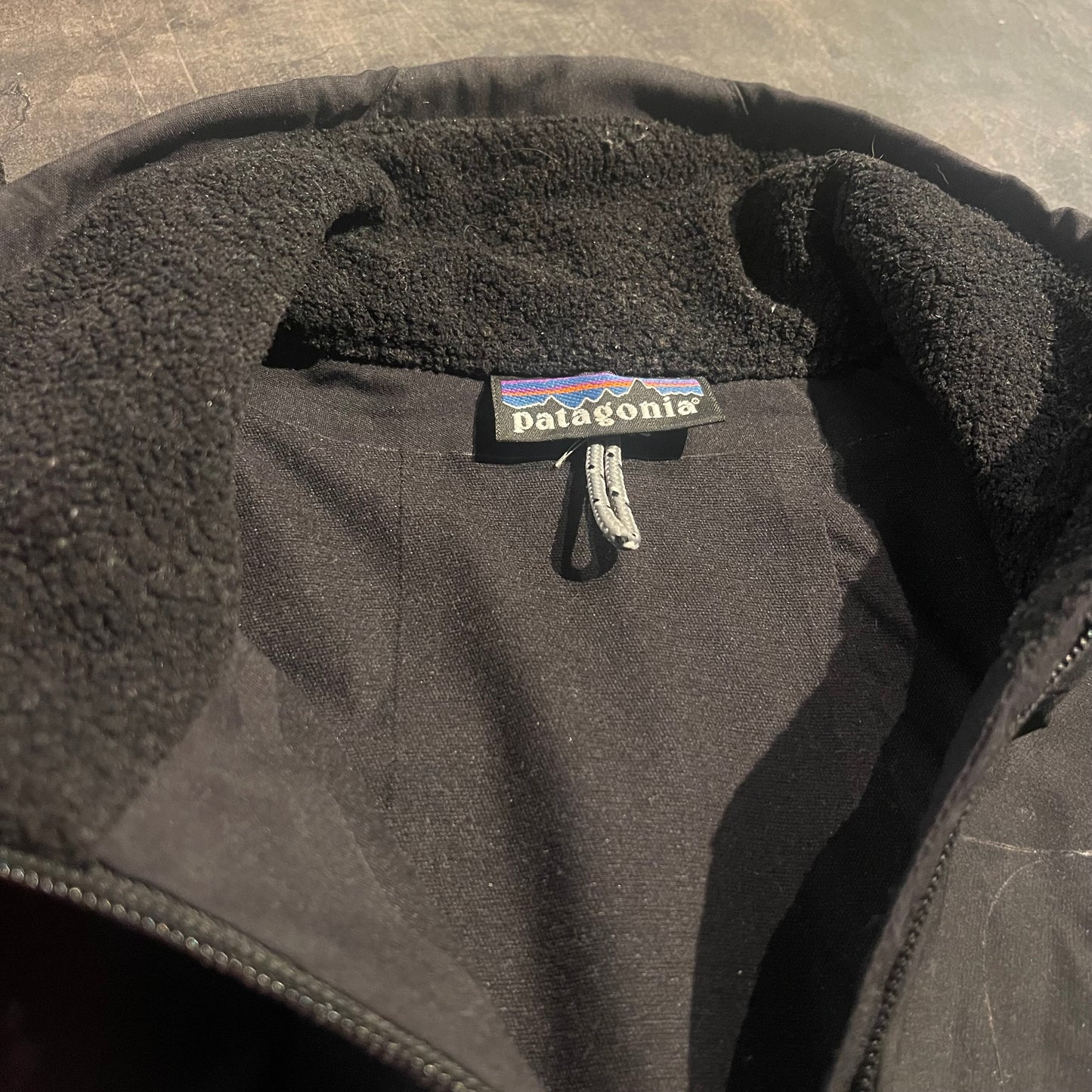 Jacke Patagonia (M Herren) leichtes Softshell schwarz