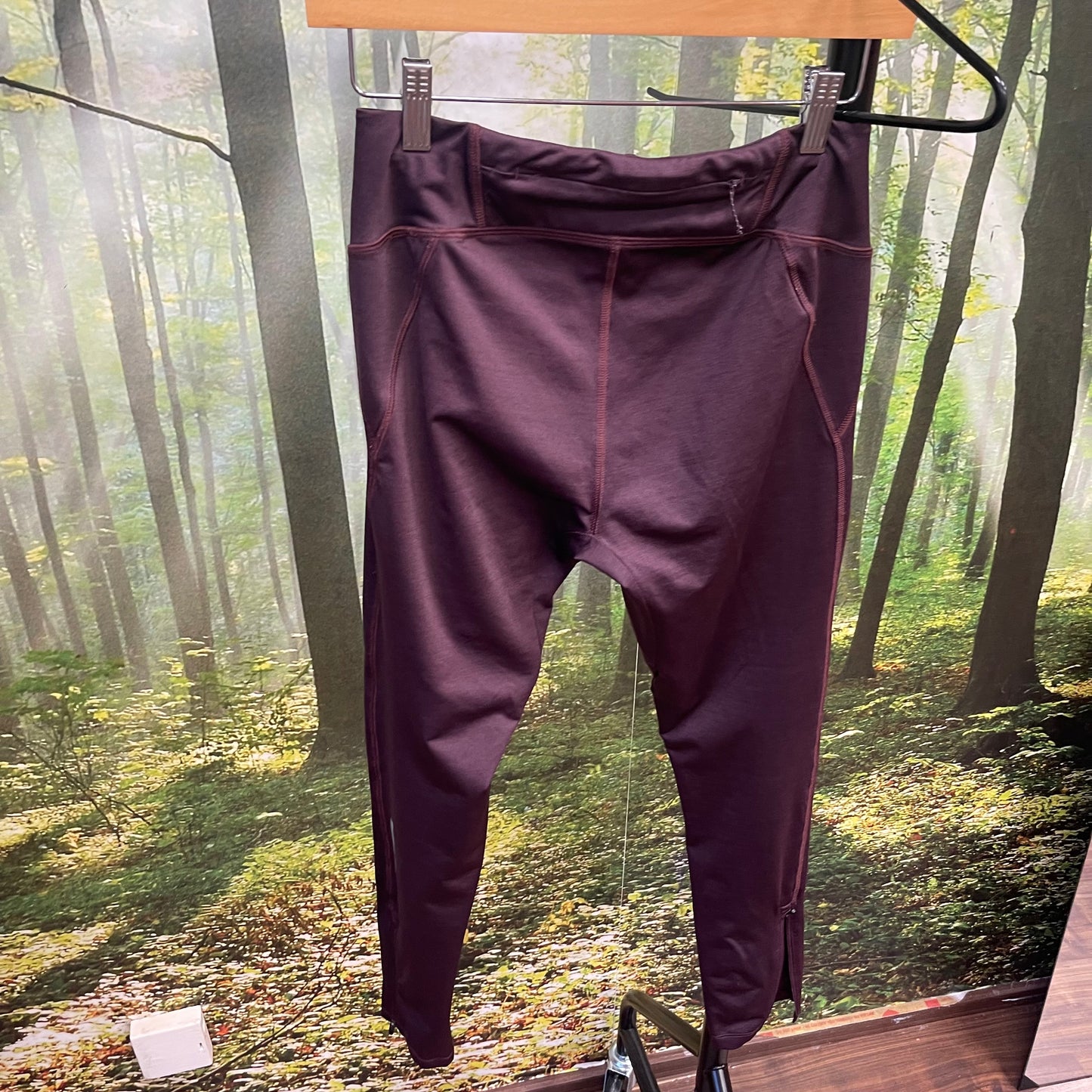 Jogging Hose / Leggings von Salomon (S Damen) lila / Aubergine