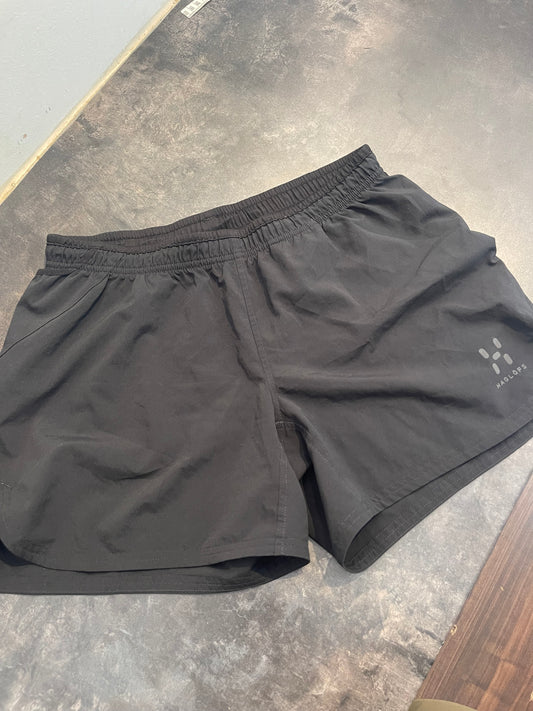 Ultraleichte Lauf Shorts von Haglöfs (M Damen) schwarz - wanderlich.com