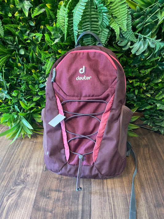 Deuter Rucksack beerenfarbig AirStripes - wanderlich.com