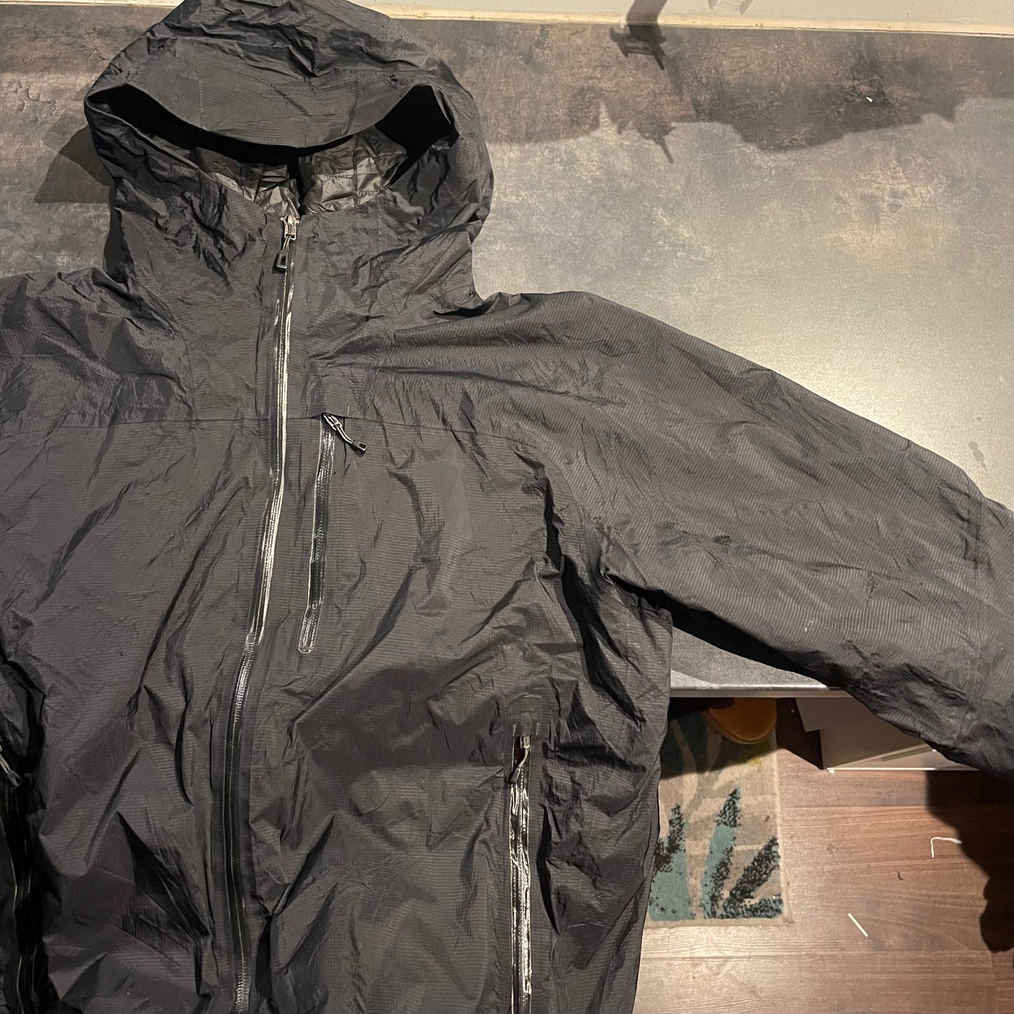 Gefütterte Regen Jacke von Patagonia (XL Herren) schwarz