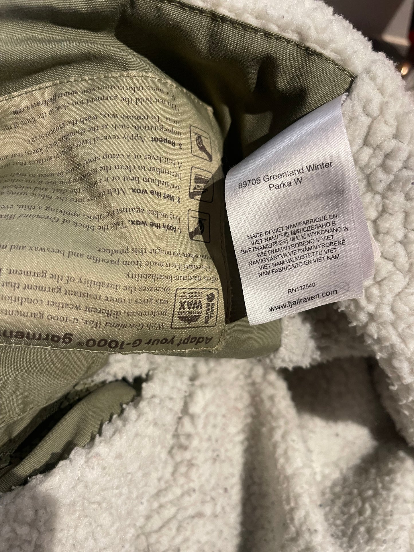Gefütterte Jacke von Fjällräven S Greenland Parka khaki
