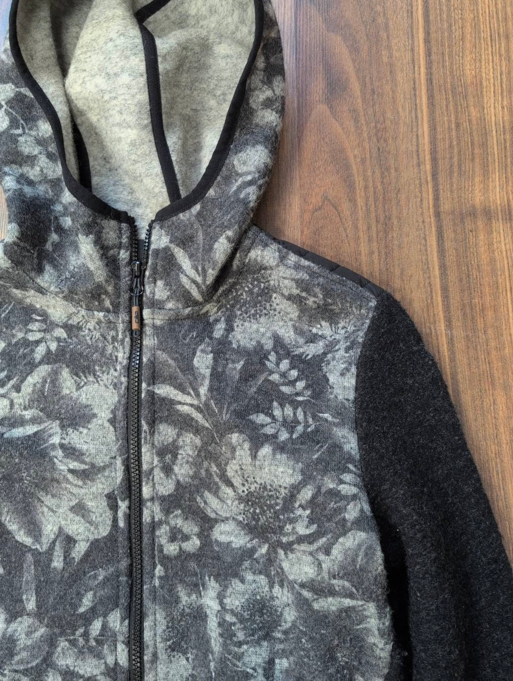 Kapuzen Jacke aus Wolle (M / 38 Damen) von CMP grau schwarz - wanderlich.com