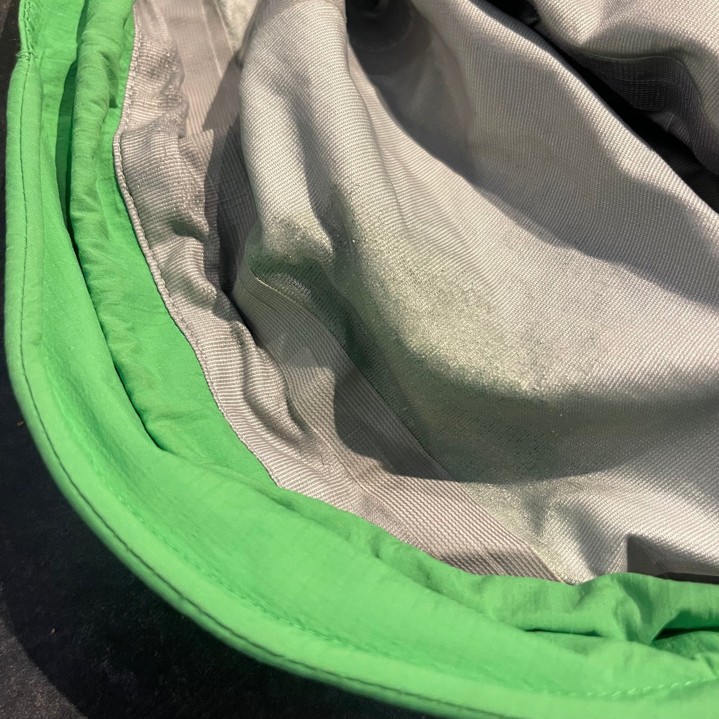 Hardshell Jacke von Rab (XXL Herren) Regenjacke 2,5L grün