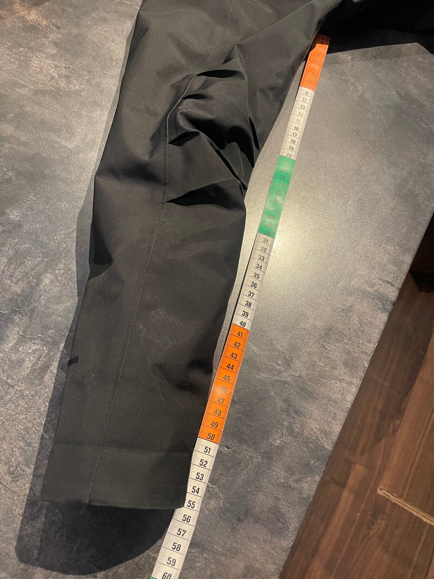 Daunen Winterparka Patagonia (M Damen) Mantel wasserdicht schwarz