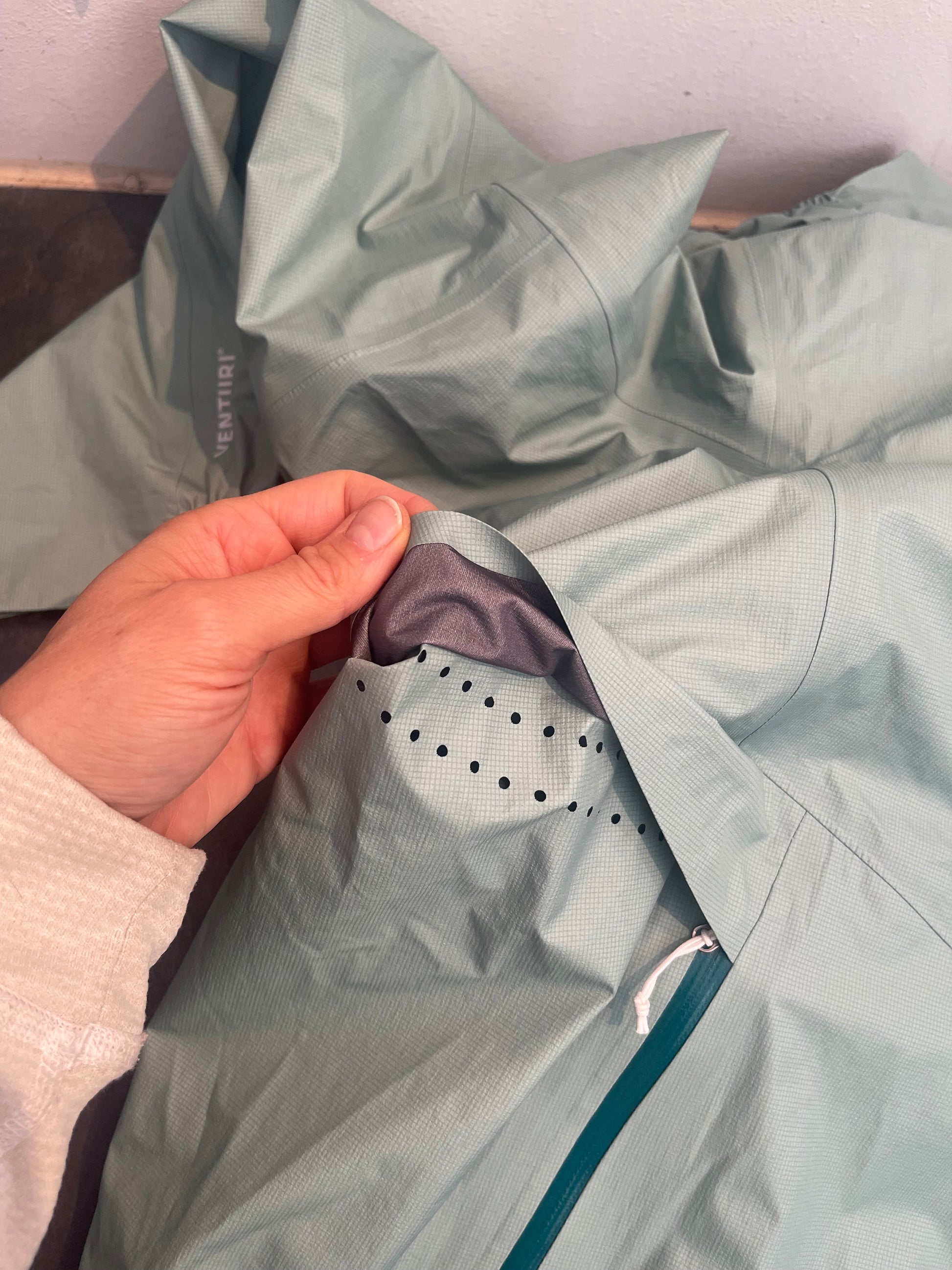 Jacke von Schöffel (L : 50 Herren) Hardshell mintgrün - wanderlich.com