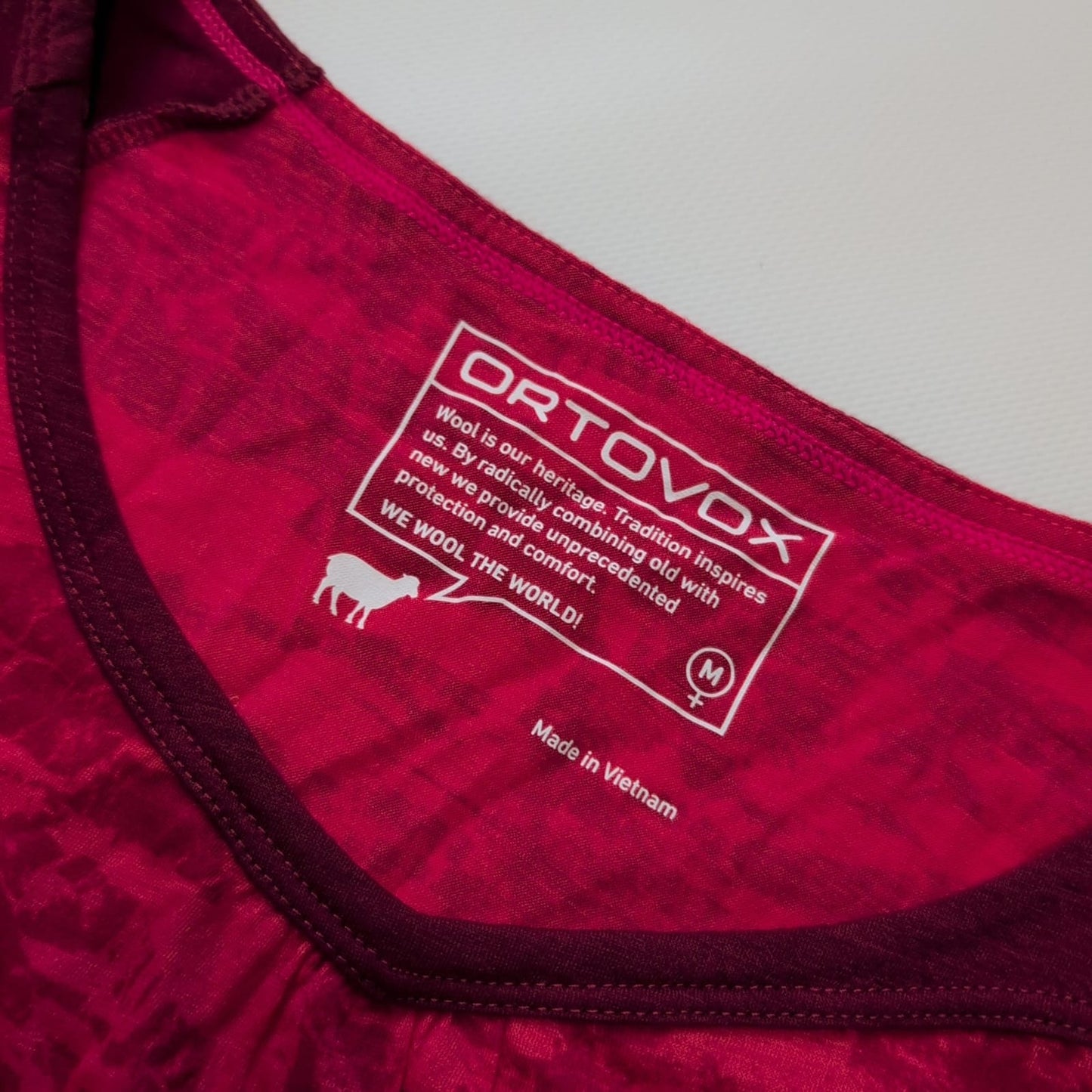 Merino T-Shirt Ortovox (Damen M) rot mit Print