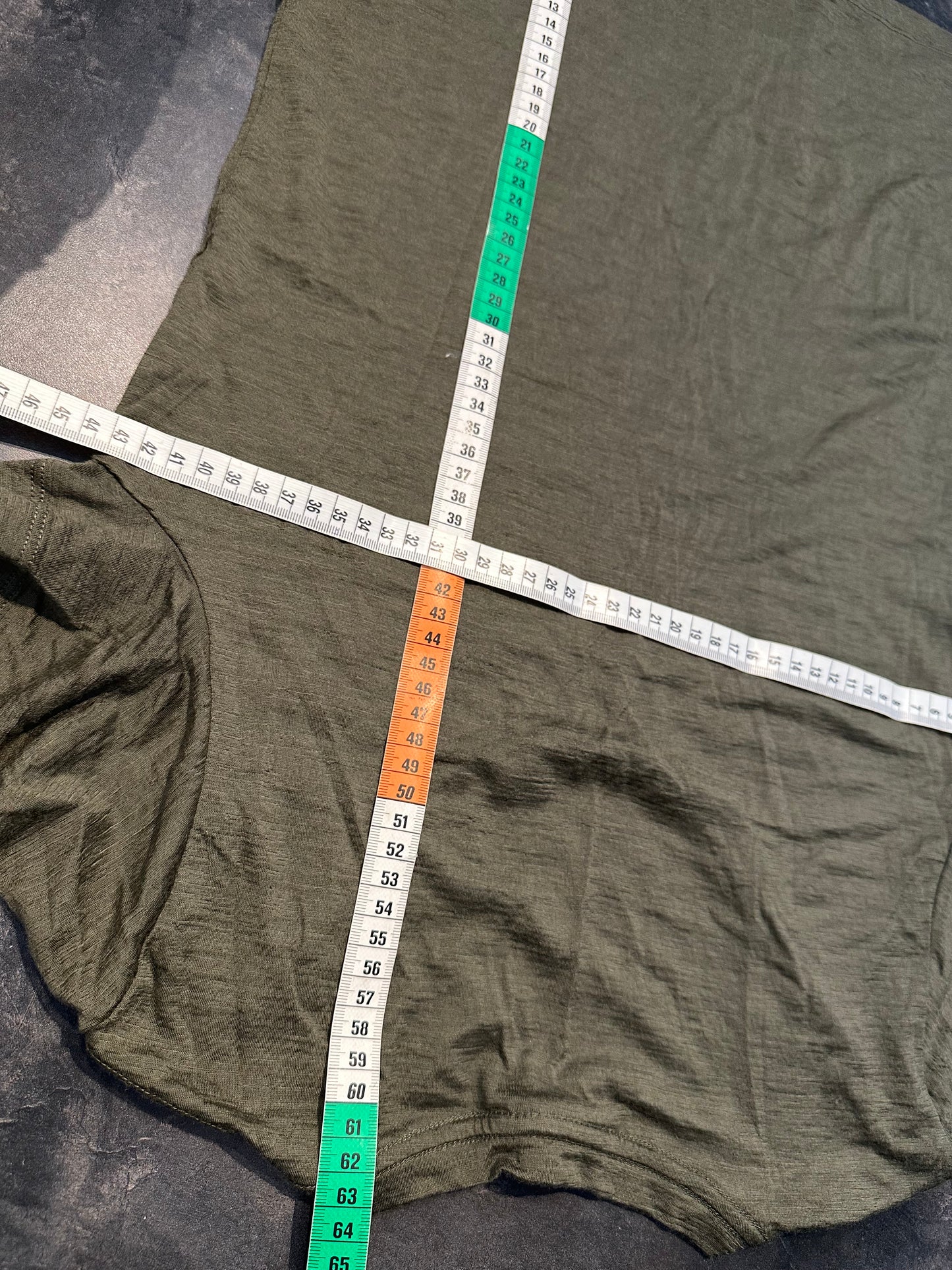 T-Shirt von Icebreaker Merino (M Damen) khaki mit Print