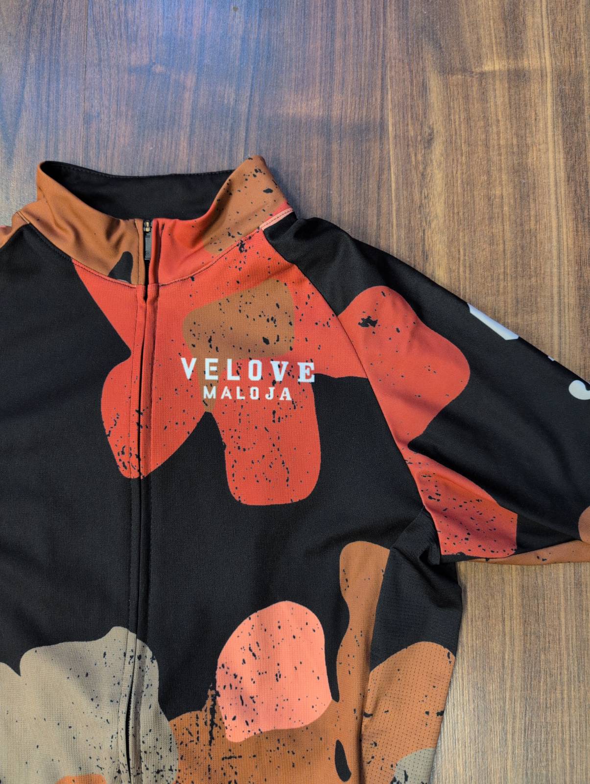 Radjacke / Radtrikot von Maloja (Damen S) schwarz mit Print - wanderlich.com