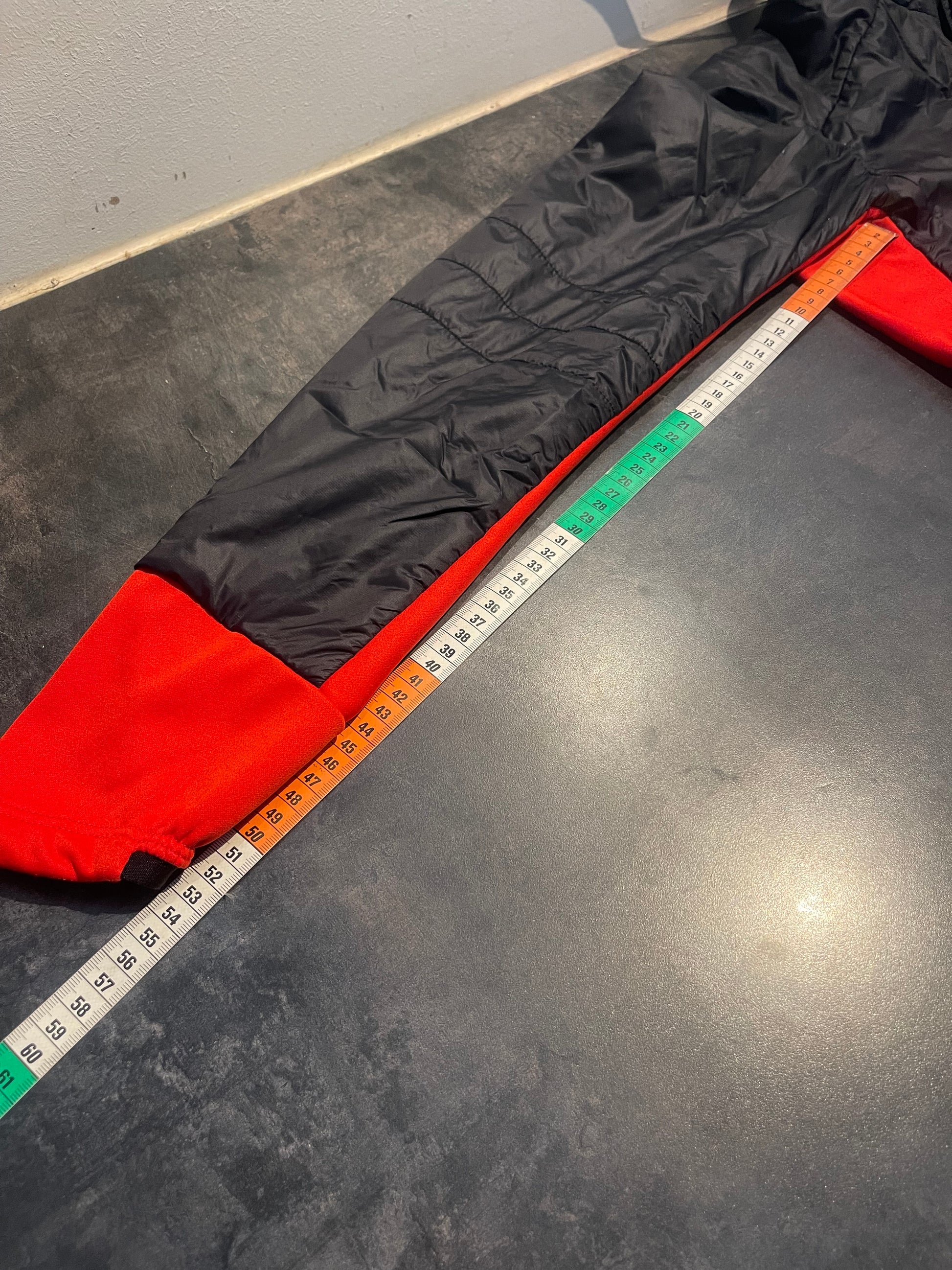 Hybrid Jacke Vaude (M :48 Herren ) Insulation schwarz rot - wanderlich.com