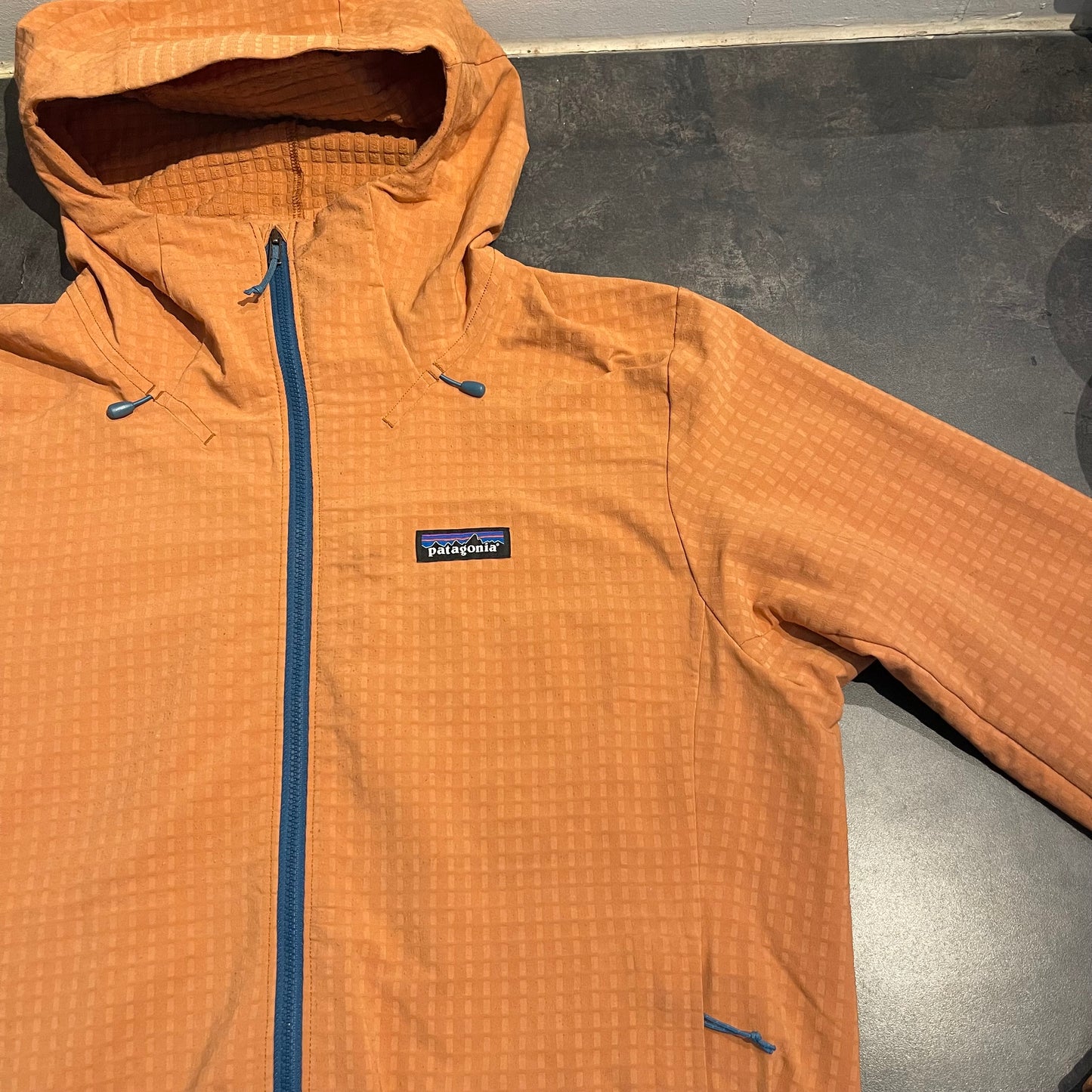 Jacke Patagonia R1 Air (M Herren) Full-Zip Hoody ocker-braun