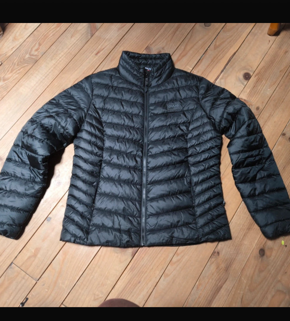 Stepp Jacke von Pyua (M Damen) Recycelte Kunstdaune schwarz