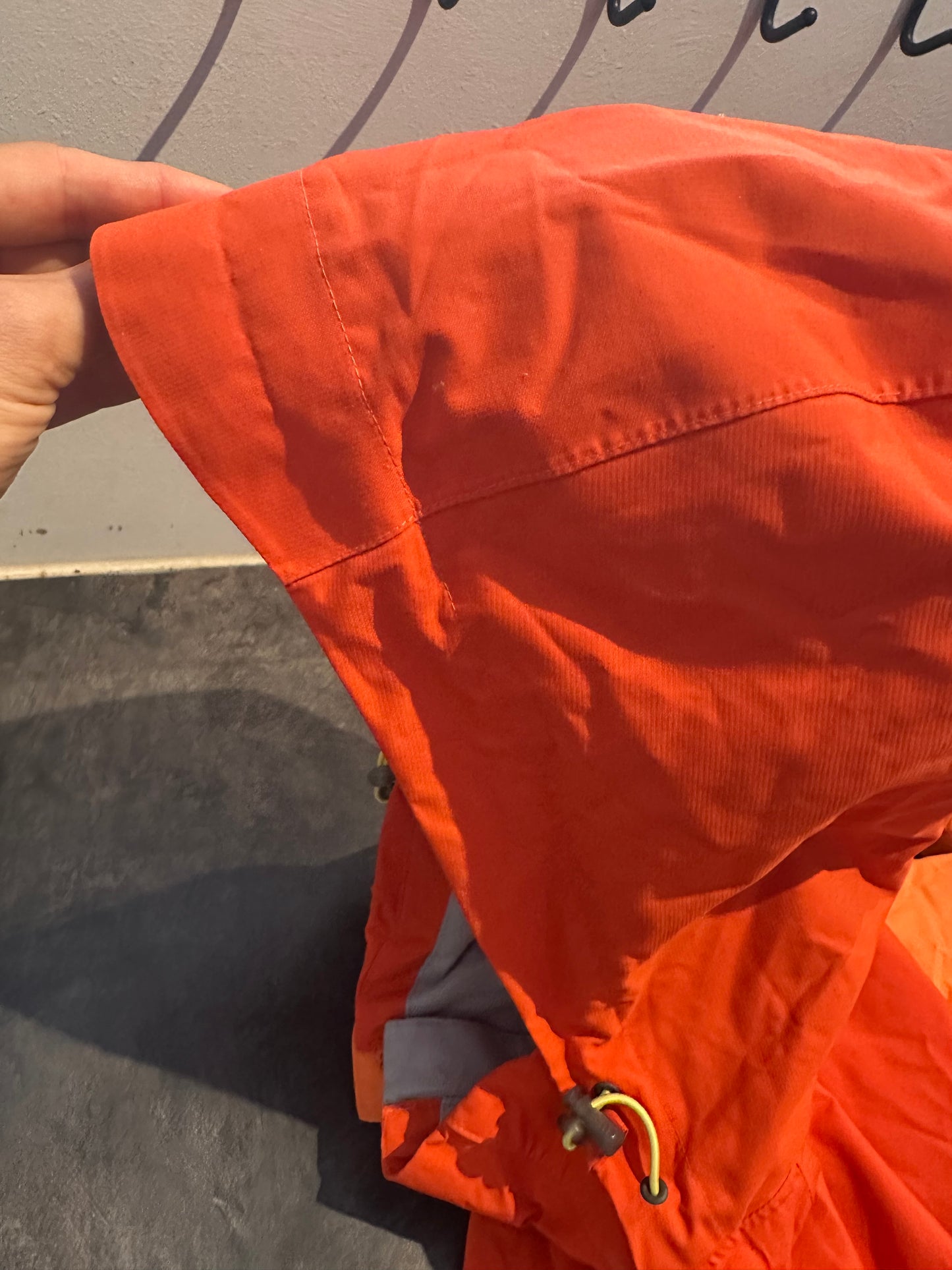Regen Jacke von Salomon (M Damen) orange