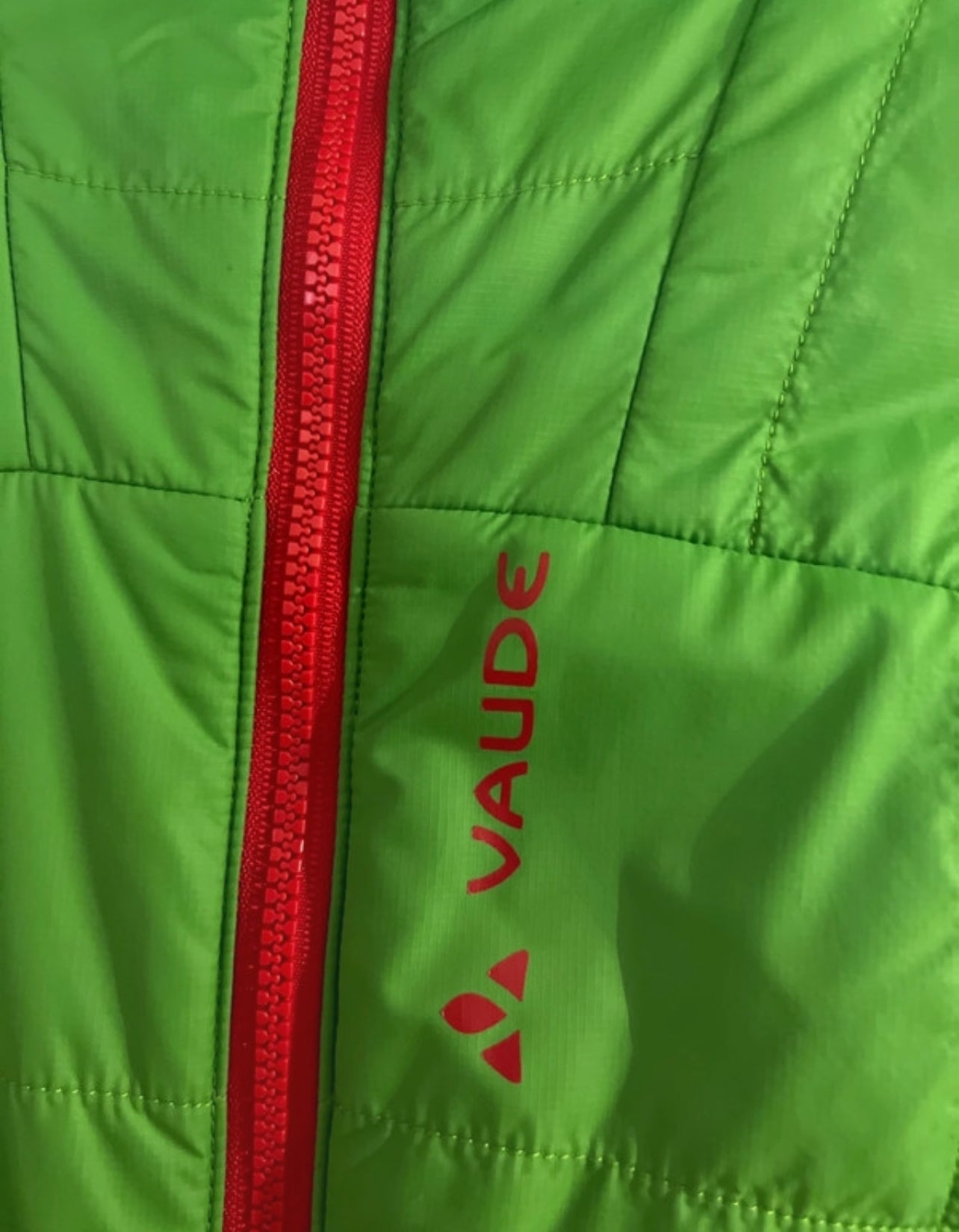 Rad- Jacke Vaude (S Damen) Primaloft grün